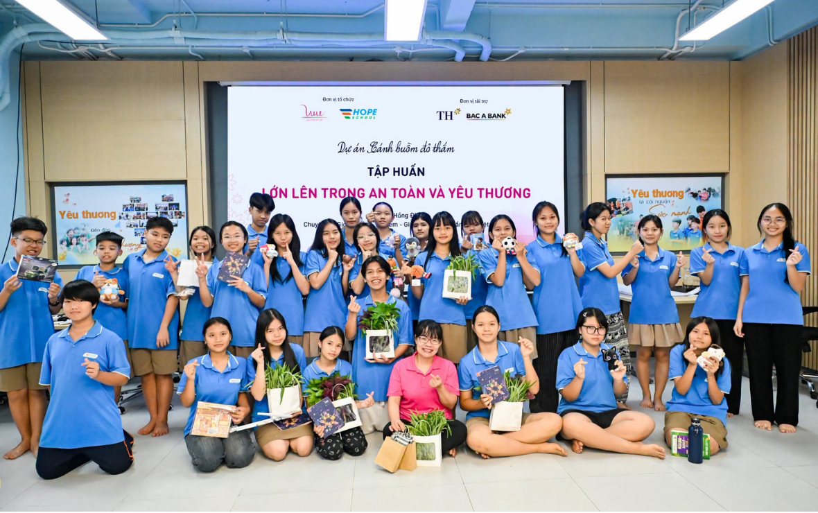 Training on child protection for 31 students of Hope School